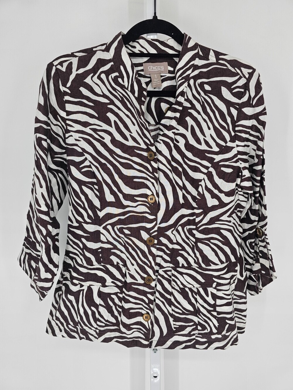 Chicos Womens Sz 1 (US M) 100% Linen Button Up Blouse Brown Animal Print